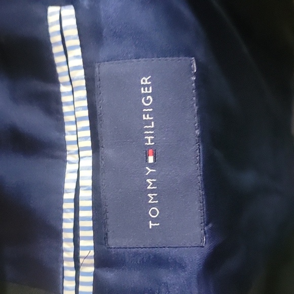 Tommy Hilfiger Navy Men's Blazer, 100% Wool, Size 46R - Picture 2 of 5